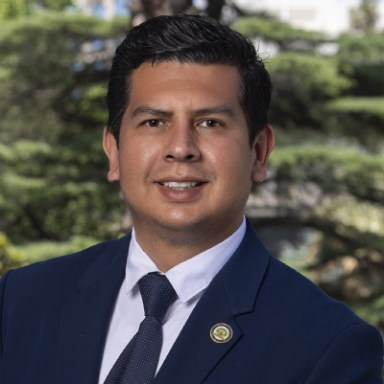 David Alvarez headshot