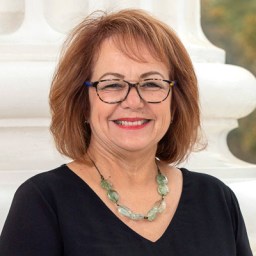 Avatar: María Elena Durazo